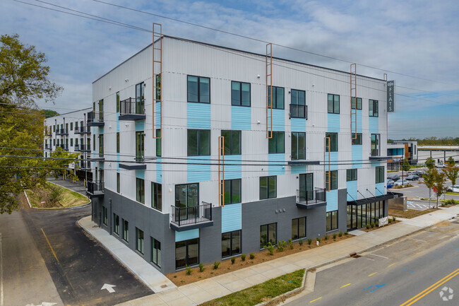 Building Photo - Flats at Donelson Plaza