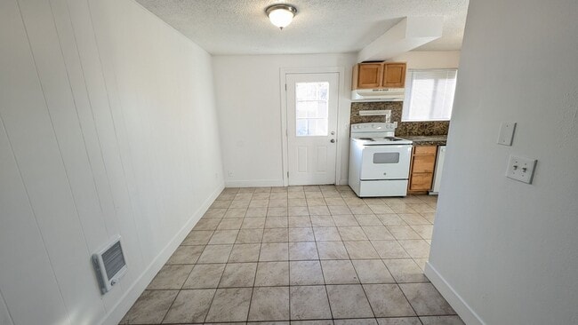 Building Photo - Single level in Sherwood