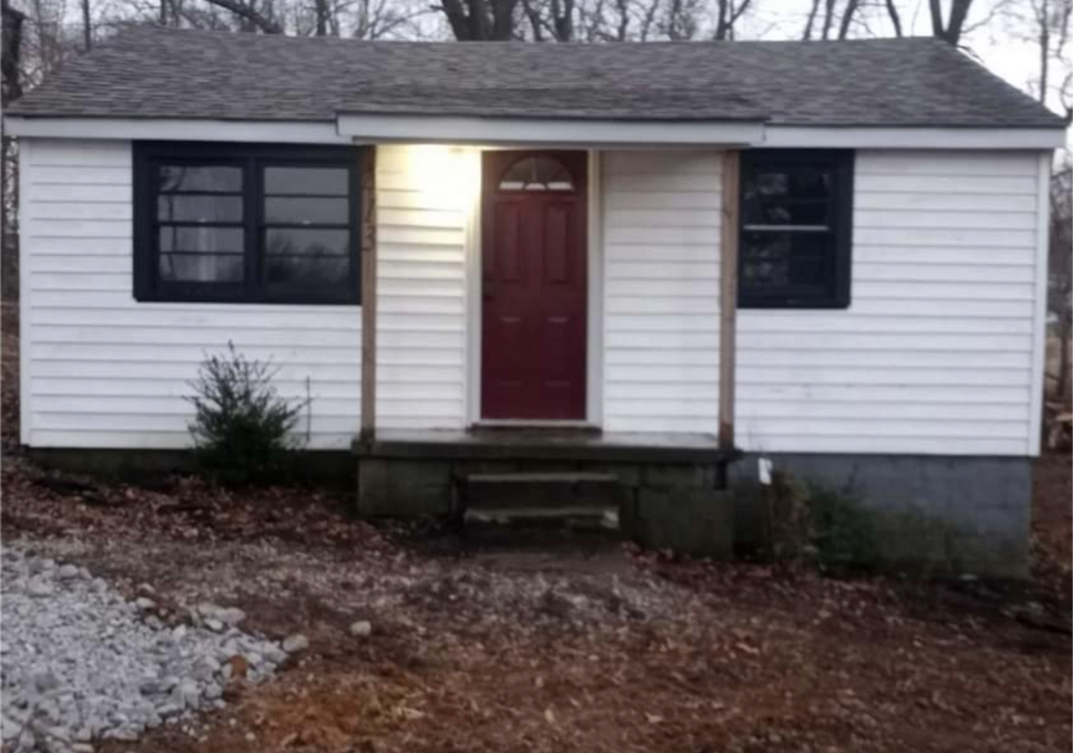 Foto principal - 413 Rineyville-Big Springs Rd