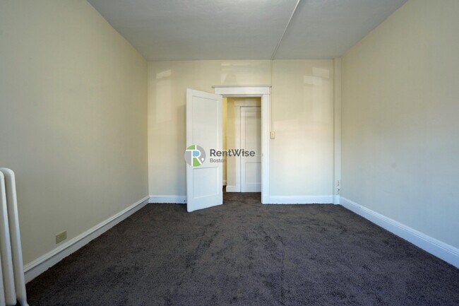 Foto del edificio - 68 Woodstock Ave