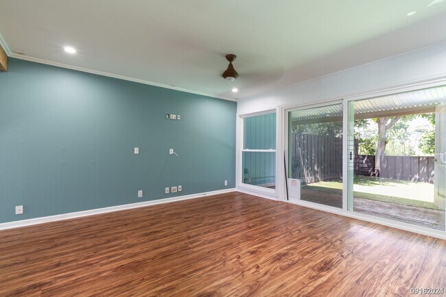 Building Photo - 2Bd/1Ba 928 sqft Condo in Palehua Townhous...