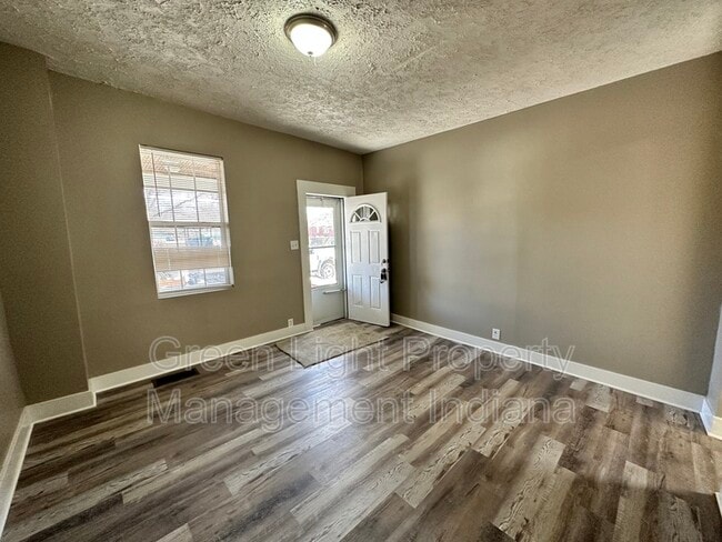 Foto del edificio - 218 N Rural St
