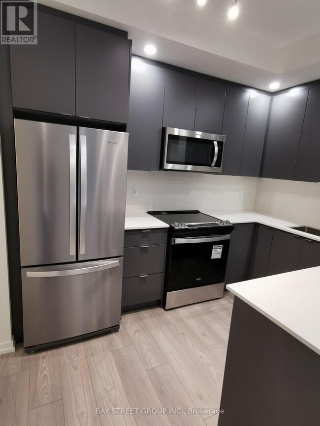 Building Photo - 26 Lytham Grn Cir