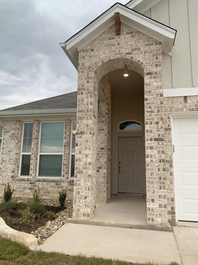 Building Photo - 8710 Happy Vly Dr