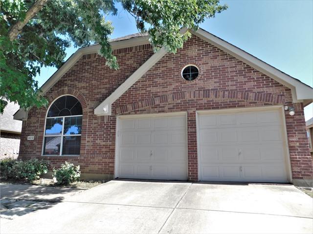 Foto del edificio - 5813 Brookside Dr