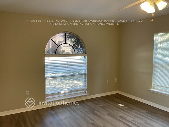 Foto del edificio - 1014 Heron Ct