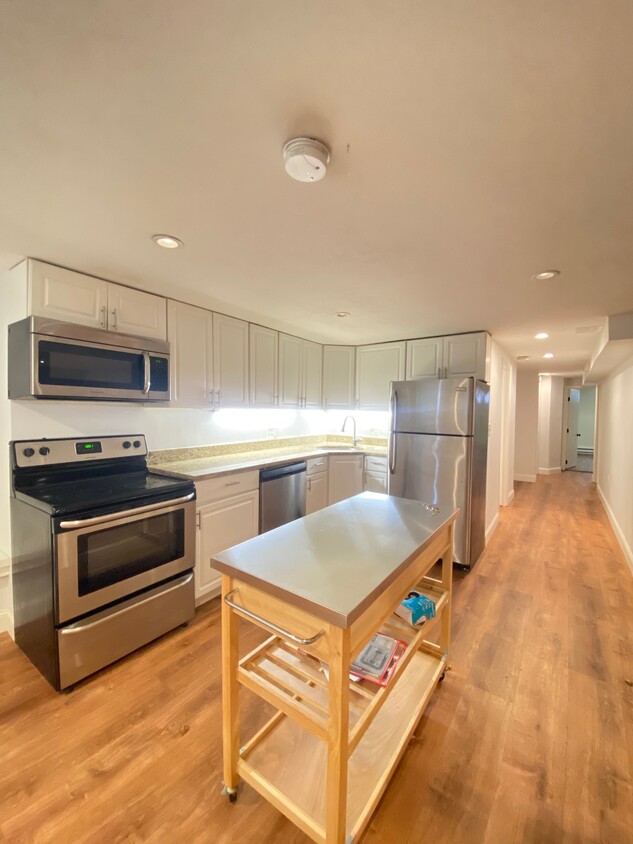 Foto principal - 1518 Commonwealth Ave