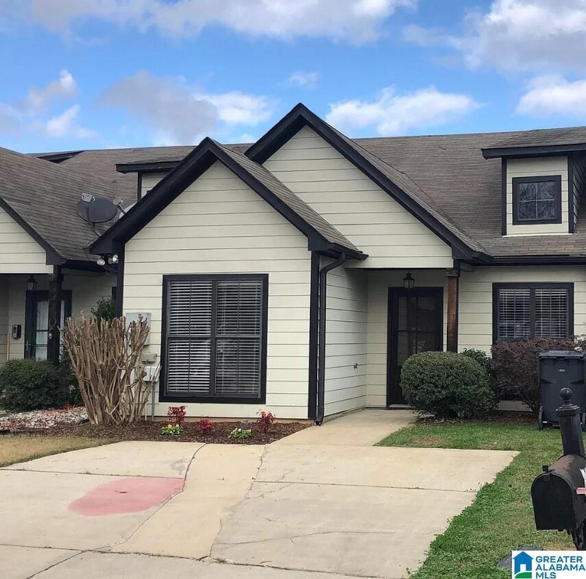 128 Winner Cir, Calera, AL 35040 House Rental in Calera, AL