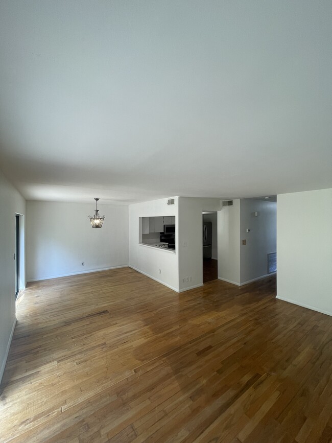 Building Photo - 8326 Tangelo Tree Dr