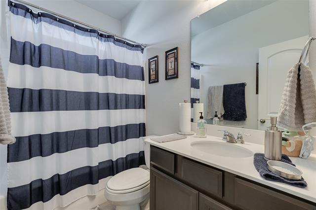 Building Photo - 7217 Willow Thorne Dr