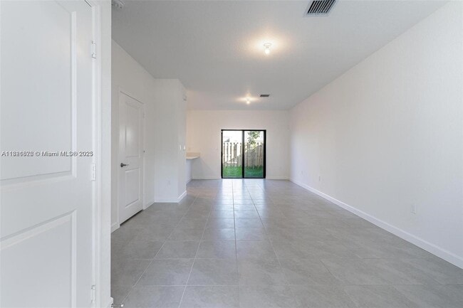 Building Photo - 23467 SW 129th Ave