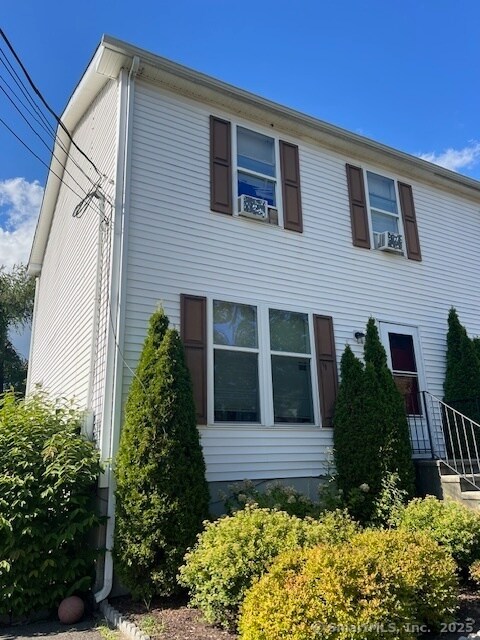 Foto principal - 135 Johnson Ct