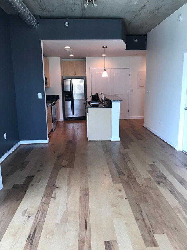 250 Pharr Rd NE Unit 1207, Atlanta, GA 30305 Condo for Rent in