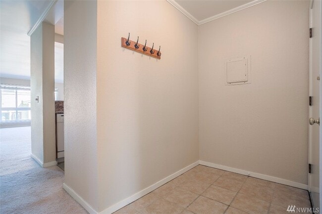Building Photo - 5834 NE 75th St