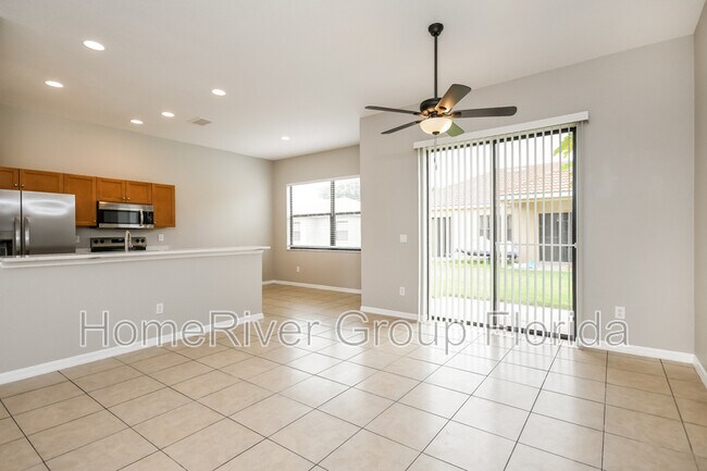 Building Photo - 412 Cinnamon Dr