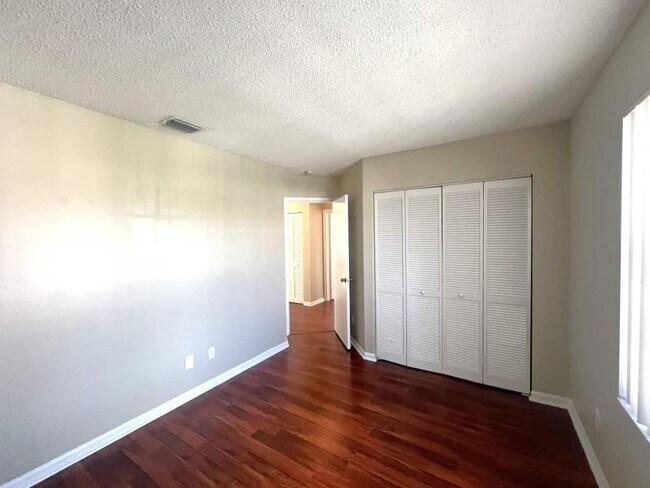 Foto del edificio - 11228 NW 46th Dr