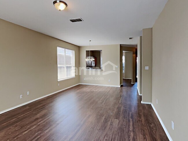Building Photo - 8516 Rainy Lake Dr