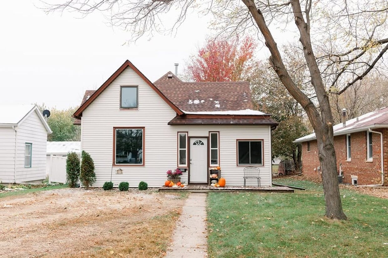 Photo - 820 N Washington Ave