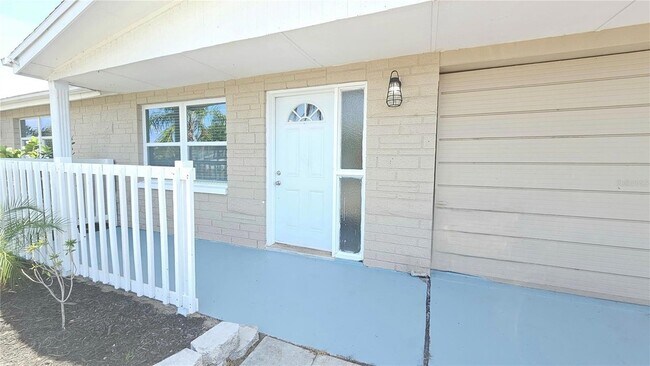 Foto del edificio - 6412 Pawling Ave