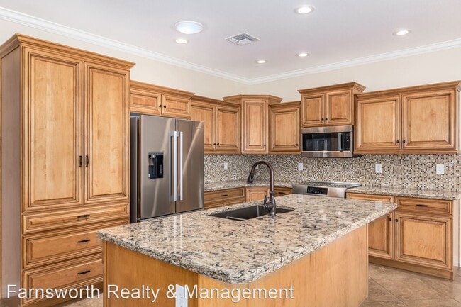 Building Photo - 3 br, 2 bath House - 2662 S Springwood Blv...