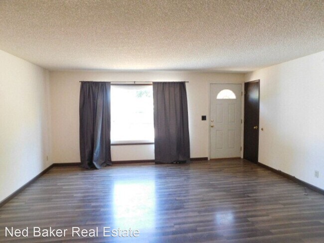 Building Photo - 3 br, 1 bath House - 4528 Anneka Lp SE