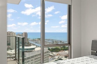 Building Photo - 1388 Kapiolani Blvd