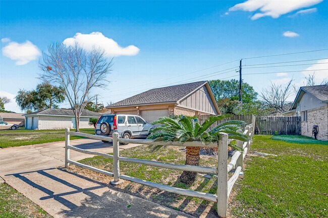 Foto del edificio - 22607 Fincastle Dr