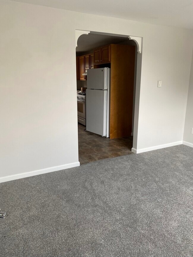 252 Montcalm St Unit G, Chicopee, MA 01020 252 Montcalm St Chicopee