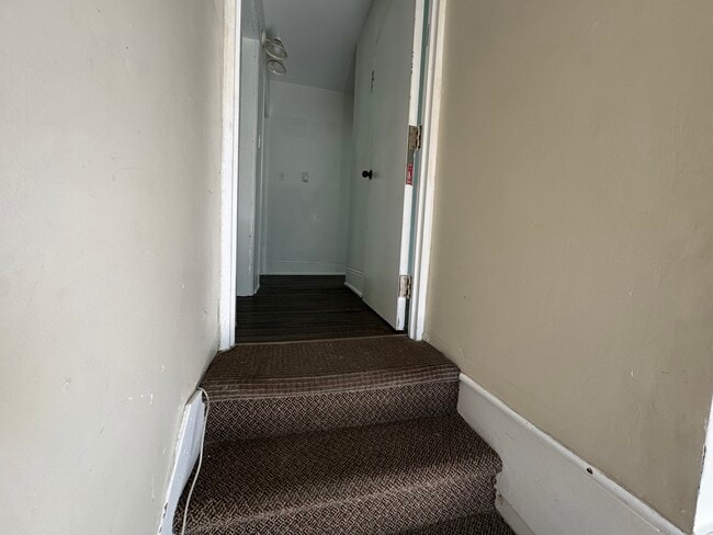 Building Photo - 2-4 Peel St Barrie Ontario L4M3K8