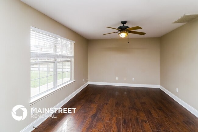 Foto del edificio - 7510 Hubbard Woods Rd