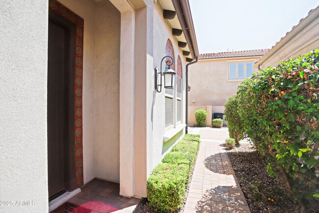 Building Photo - 4116 S Greythorne Way