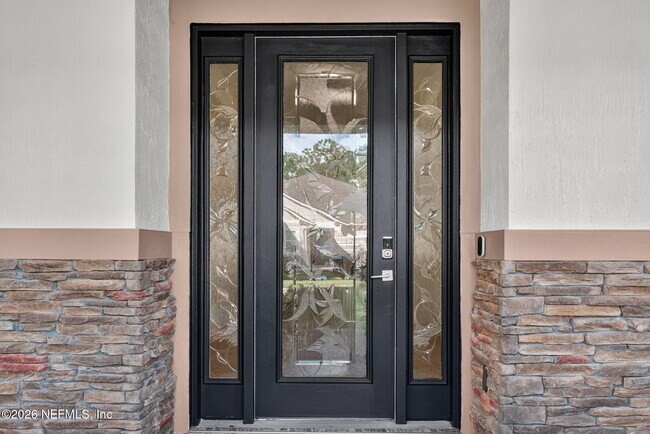 Foto del edificio - 127 Rockcreek Dr