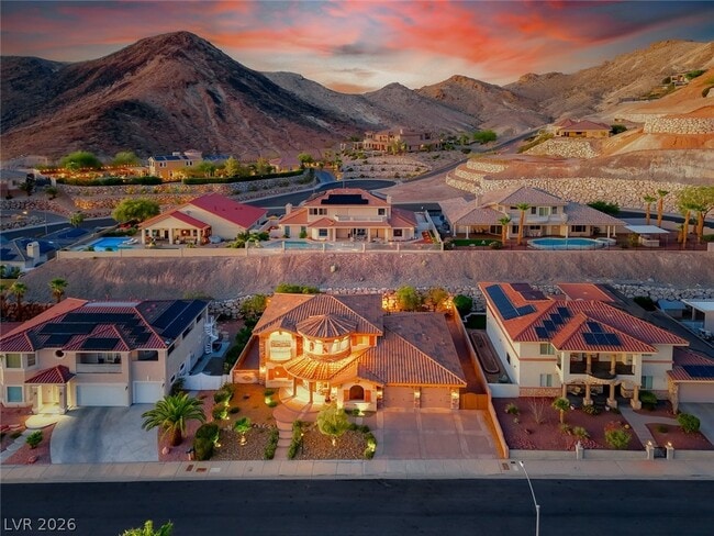 Building Photo - 905 Rhyolite Terrace