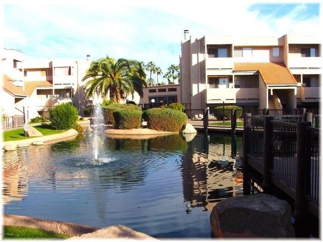 Foto del edificio - 1645 W Baseline Rd