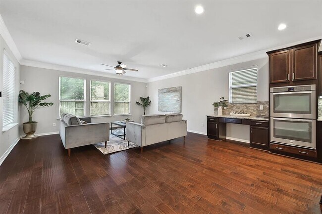 Foto del edificio - 28723 Baughman Ridge Dr