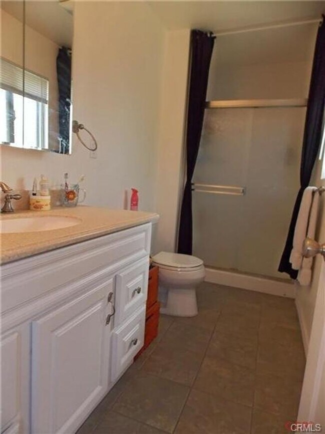 Foto del edificio - Off of Highland Drive close to cal poly! Approx 2000 feet to Highland Drive Cal Poly Entrance!