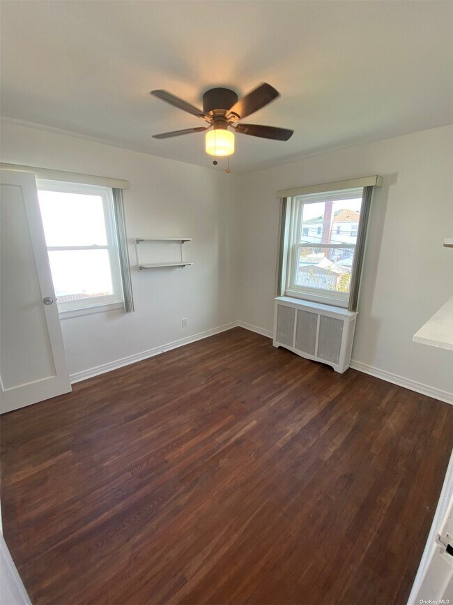 Foto del edificio - 77-35 250th St