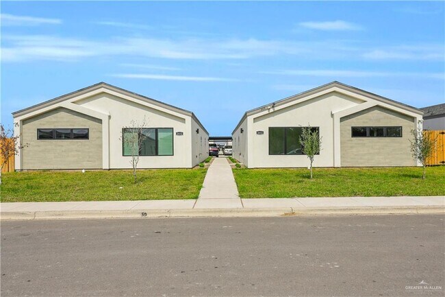 Foto del edificio - 23 Robin Rd