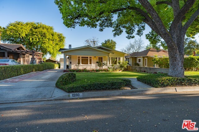 Foto principal - 1280 E Lexington St