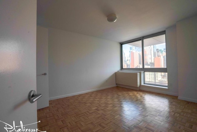 Building Photo - 455 West 37th Street