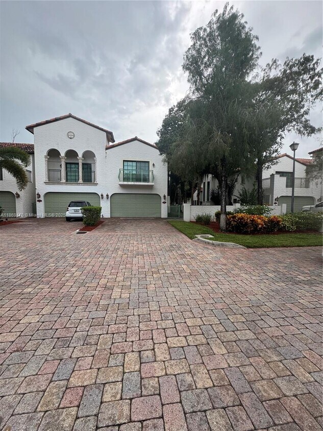 Foto principal - 4425 Hidden Harbour Terrace