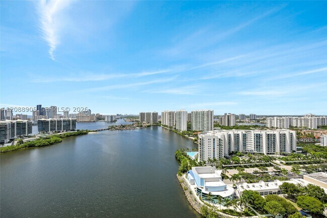 Foto del edificio - 3370 Hidden Bay Dr