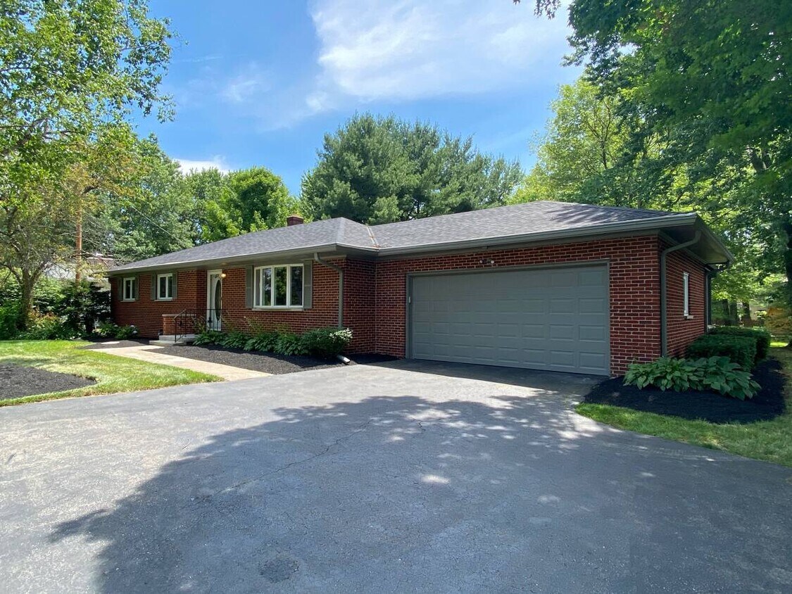 4678 E Johnstown Rd, Columbus, OH 43230 House Rental in Columbus, OH