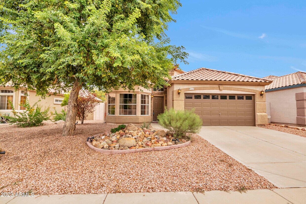 Primary Photo - 7529 S Taylor Dr