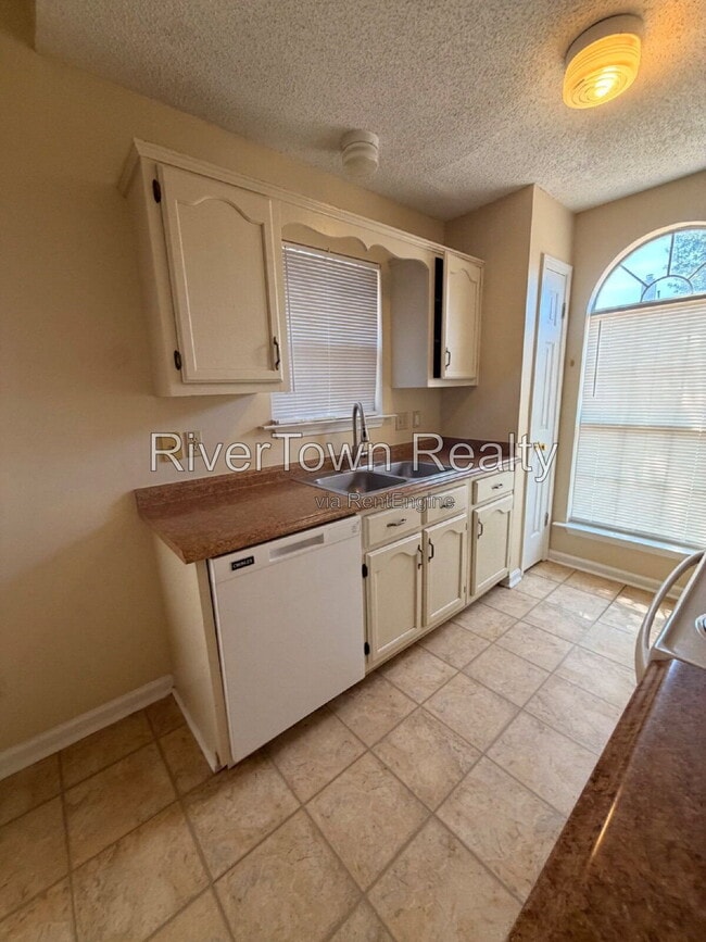 Building Photo - 8364 Mangrove Dr