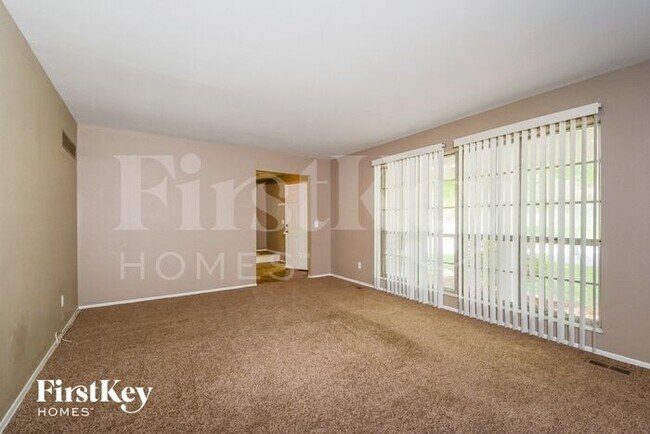 Building Photo - 3330 Wilshire Dr