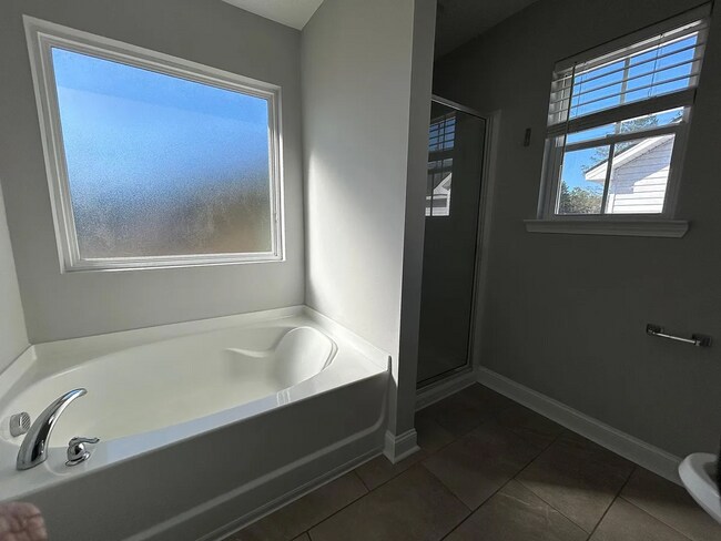 Building Photo - 54 Perlieu Ct