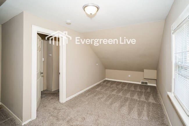 Foto del edificio - 2202 S 71st St