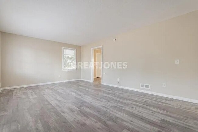 Foto del edificio - 2114 Morninglo Ln