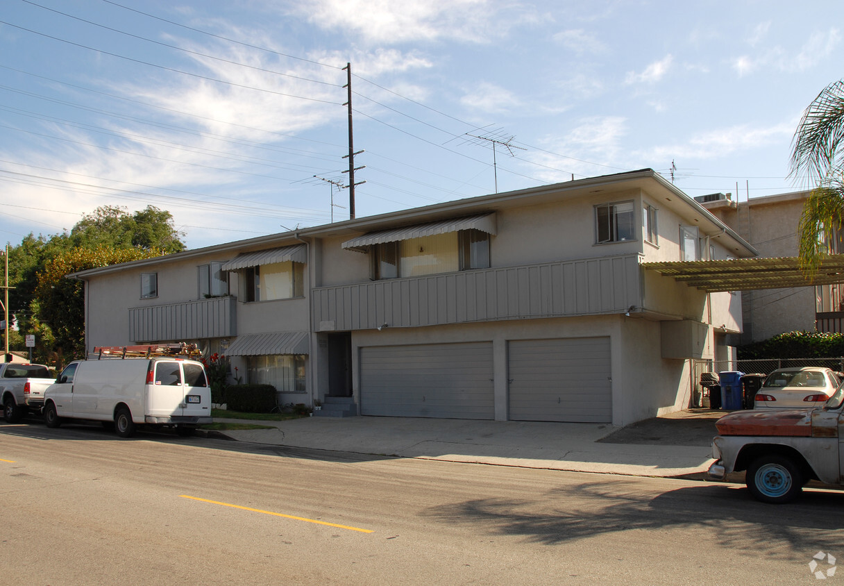 Primary Photo - 10984 National Blvd